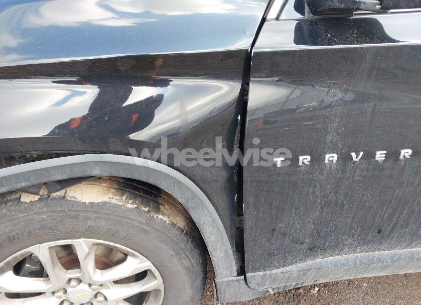 Photo 22 of 2019 Chevrolet Traverse LS (VIN 1GNERFKW4KJ131596)