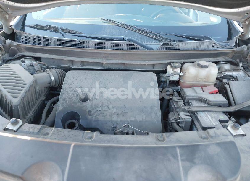 Photo 10 of 2020 Chevrolet Traverse FWD LS (VIN 1GNERFKW4LJ136329)