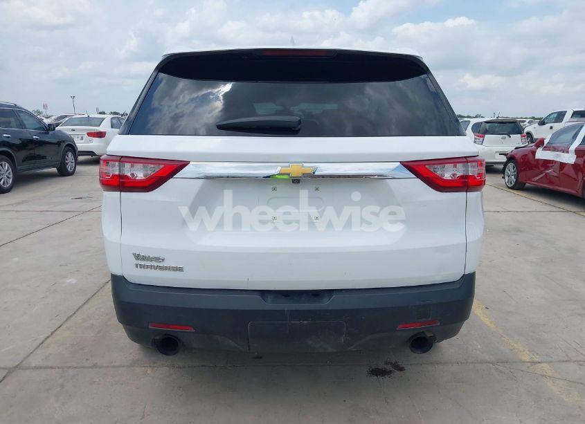 Photo 16 of 2020 Chevrolet Traverse FWD LS (VIN 1GNERFKW4LJ163269)