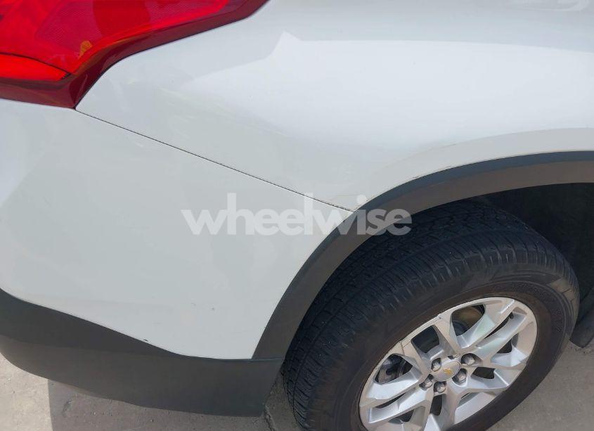 Photo 18 of 2020 Chevrolet Traverse FWD LS (VIN 1GNERFKW4LJ163269)