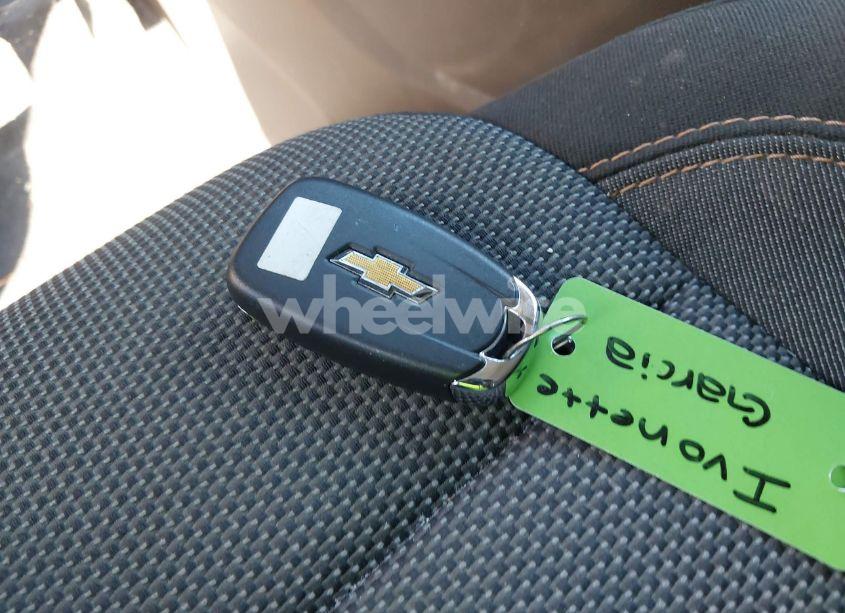 Photo 11 of 2020 Chevrolet Traverse FWD LS (VIN 1GNERFKW4LJ228864)