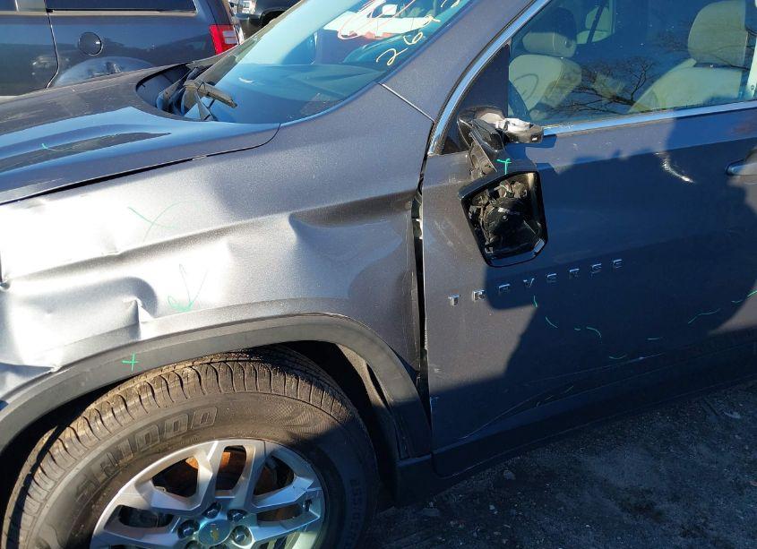 Photo 18 of 2020 Chevrolet Traverse FWD LS (VIN 1GNERFKW4LJ269284)