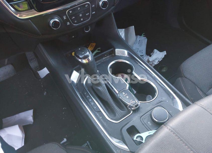 Photo 11 of 2020 Chevrolet Traverse FWD LS (VIN 1GNERFKW4LJ279975)