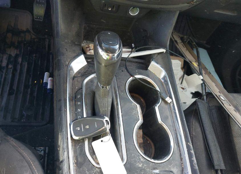 Photo 11 of 2020 Chevrolet Traverse FWD LS (VIN 1GNERFKW4LJ289597)