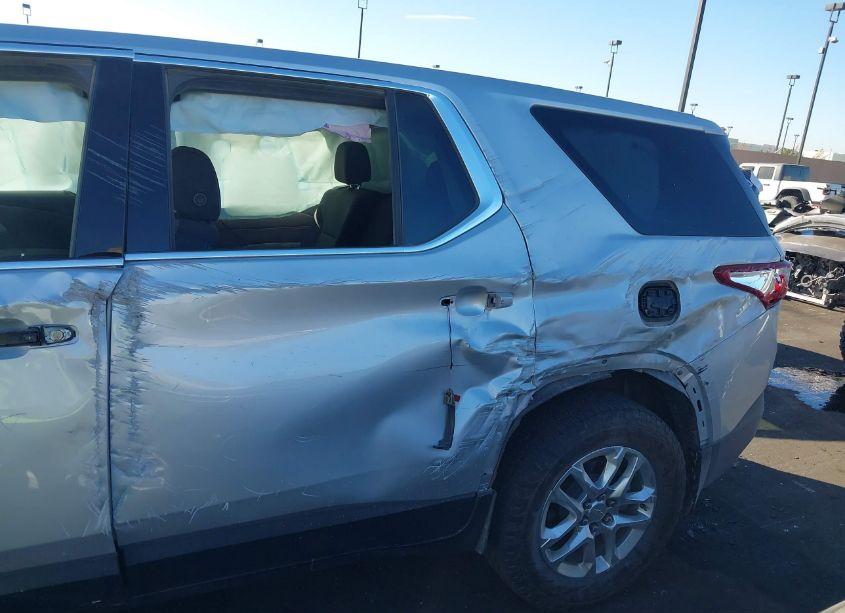 Photo 18 of 2020 Chevrolet Traverse FWD LS (VIN 1GNERFKW4LJ289597)