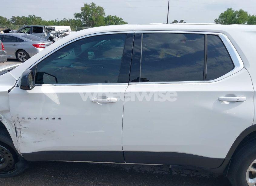 Photo 14 of 2020 Chevrolet Traverse FWD LS (VIN 1GNERFKW4LJ314465)