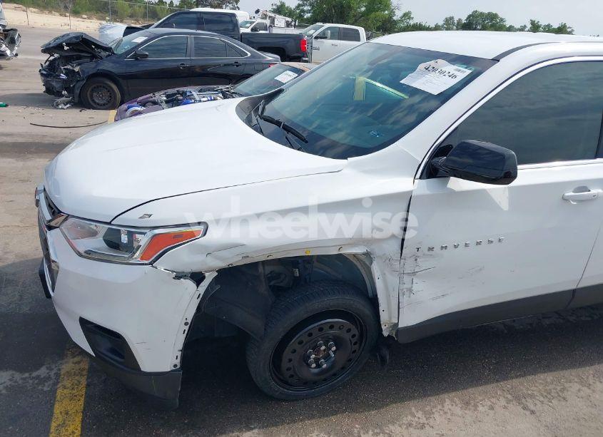 Photo 17 of 2020 Chevrolet Traverse FWD LS (VIN 1GNERFKW4LJ314465)