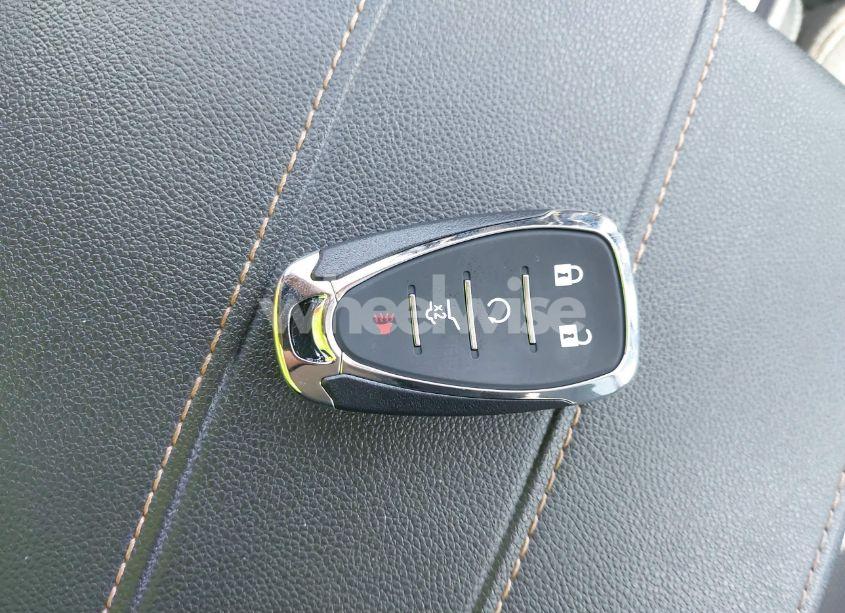 Photo 11 of 2021 Chevrolet Traverse FWD LS (VIN 1GNERFKW4MJ246475)