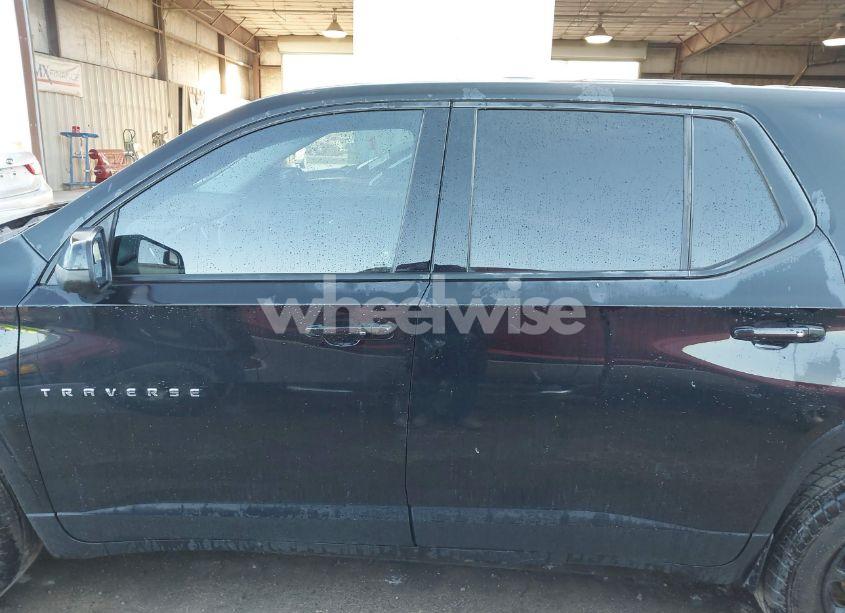 Photo 14 of 2021 Chevrolet Traverse FWD LS (VIN 1GNERFKW4MJ246475)