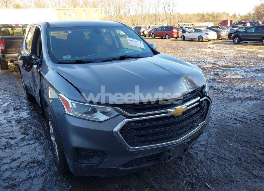 Photo 12 of 2019 Chevrolet Traverse LS (VIN 1GNERFKW5KJ152201)