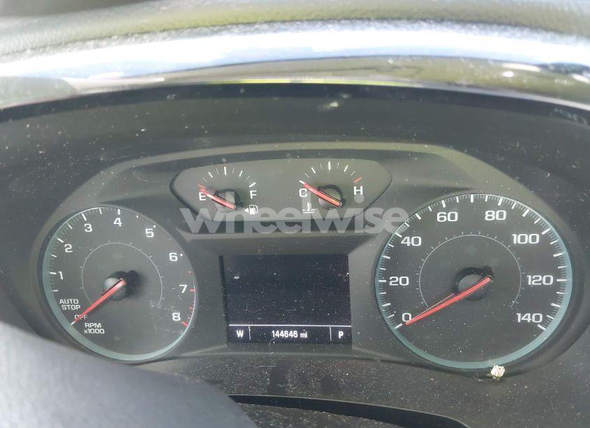 Photo 15 of 2019 Chevrolet Traverse LS (VIN 1GNERFKW5KJ231920)