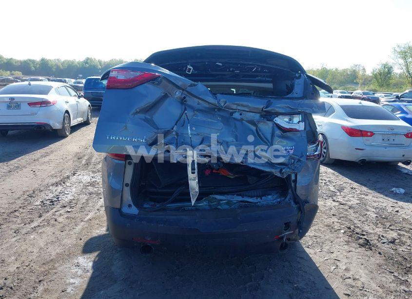 Photo 16 of 2019 Chevrolet Traverse LS (VIN 1GNERFKW5KJ231920)