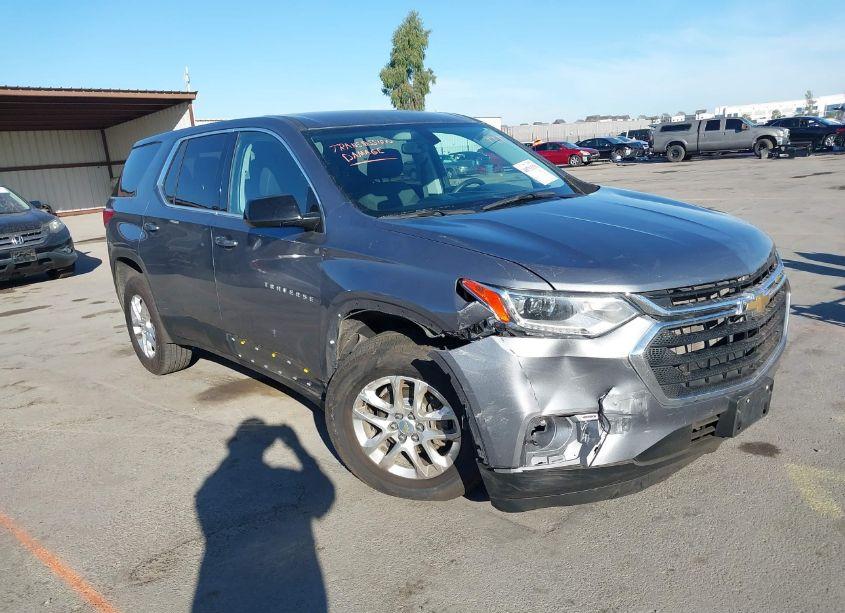 Photo 6 of 2020 Chevrolet Traverse FWD LS (VIN 1GNERFKW5LJ186740)