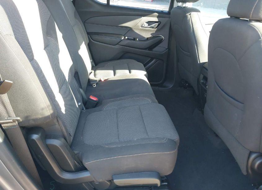 Photo 8 of 2020 Chevrolet Traverse FWD LS (VIN 1GNERFKW5LJ186740)