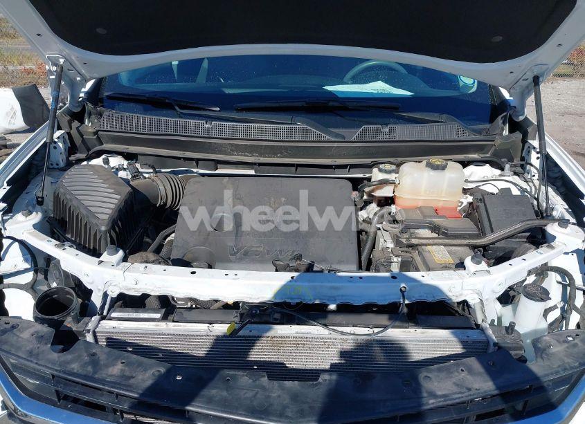 Photo 10 of 2020 Chevrolet Traverse FWD LS (VIN 1GNERFKW5LJ253675)