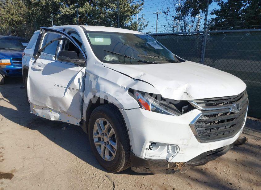 2021 Chevrolet Traverse FWD LS (VIN 1GNERFKW5MJ190403) main photo