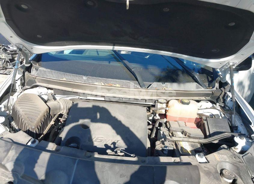 Photo 10 of 2021 Chevrolet Traverse FWD LS (VIN 1GNERFKW5MJ190403)