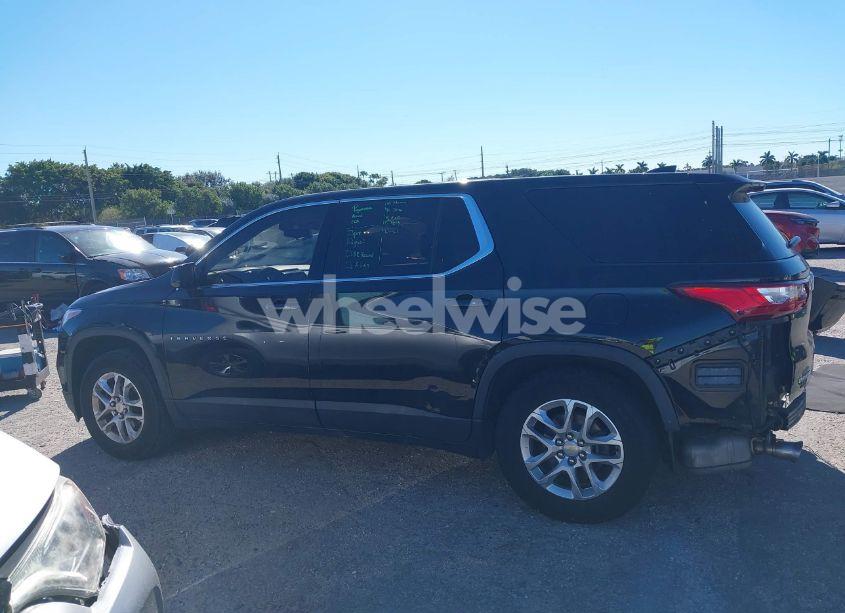 Photo 14 of 2019 Chevrolet Traverse LS (VIN 1GNERFKW6KJ151414)