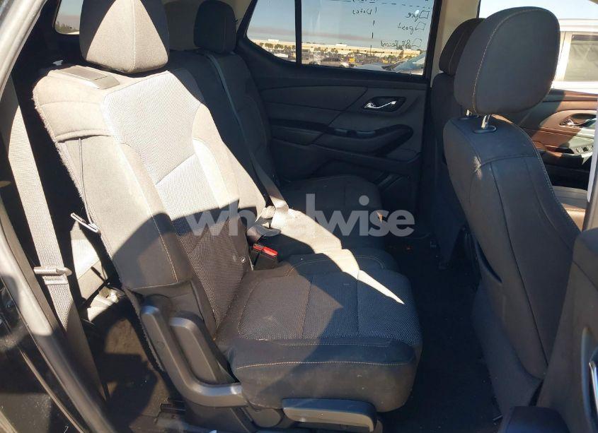 Photo 8 of 2019 Chevrolet Traverse LS (VIN 1GNERFKW6KJ151414)