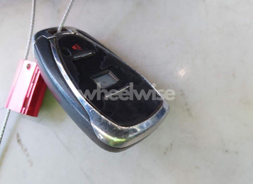 Photo 11 of 2019 Chevrolet Traverse LS (VIN 1GNERFKW6KJ159531)