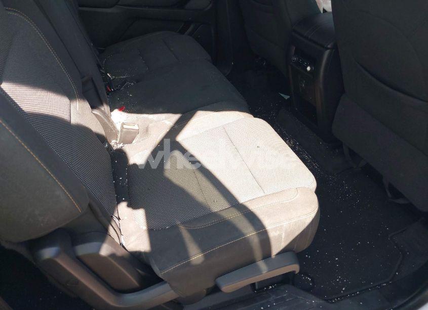 Photo 8 of 2019 Chevrolet Traverse LS (VIN 1GNERFKW6KJ295870)