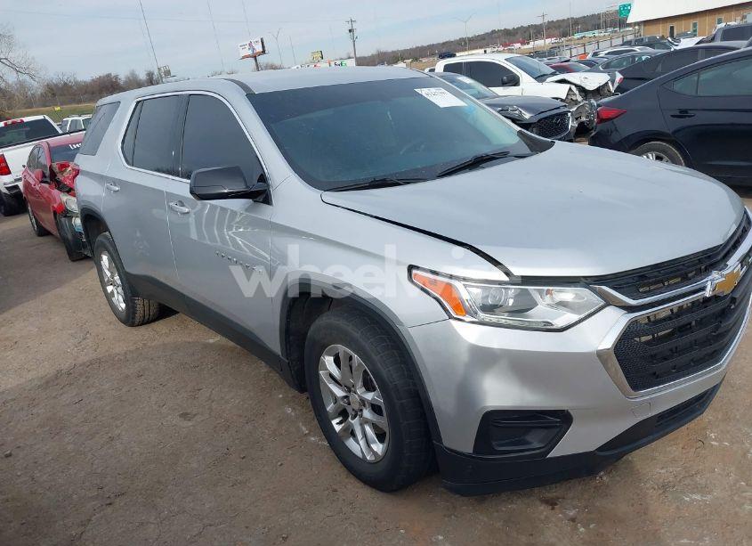 2020 Chevrolet Traverse FWD LS (VIN 1GNERFKW6LJ204467) main photo