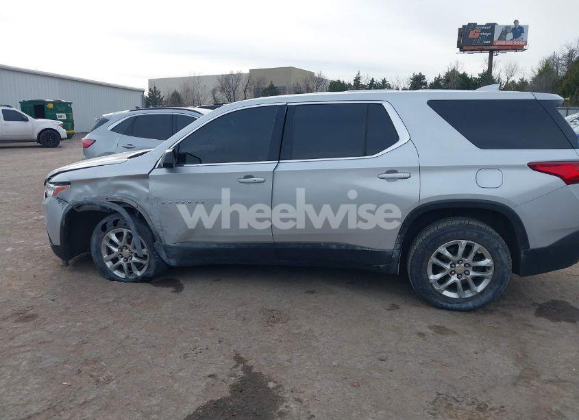 Photo 14 of 2020 Chevrolet Traverse FWD LS (VIN 1GNERFKW6LJ204467)