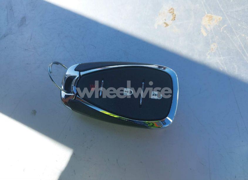 Photo 11 of 2022 Chevrolet Traverse FWD LS (VIN 1GNERFKW6NJ162594)