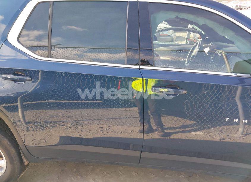 Photo 13 of 2022 Chevrolet Traverse FWD LS (VIN 1GNERFKW6NJ170307)