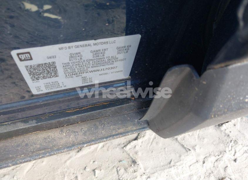 Photo 9 of 2022 Chevrolet Traverse FWD LS (VIN 1GNERFKW6NJ170307)