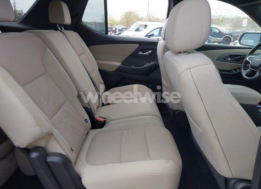 Photo 8 of 2023 Chevrolet Traverse FWD LS (VIN 1GNERFKW6PJ103791)