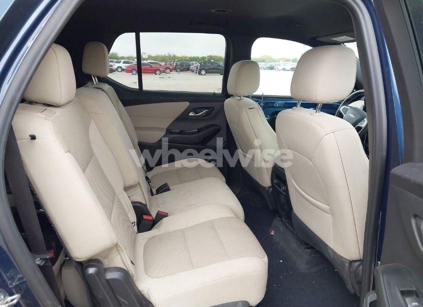 Photo 8 of 2023 Chevrolet Traverse FWD LS (VIN 1GNERFKW6PJ221839)