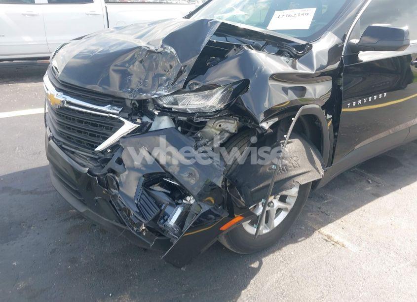 Photo 6 of 2023 Chevrolet Traverse FWD LS (VIN 1GNERFKW6PJ331614)