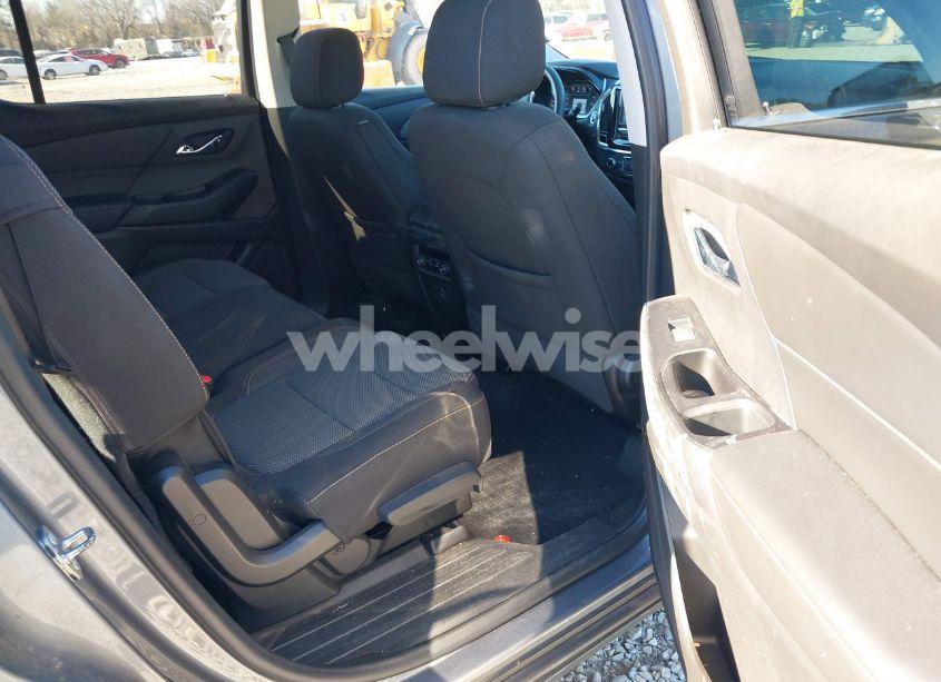 Photo 8 of 2018 Chevrolet Traverse LS (VIN 1GNERFKW7JJ217645)