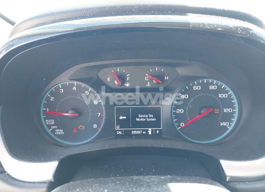 Photo 7 of 2018 Chevrolet Traverse LS (VIN 1GNERFKW7JJ237569)