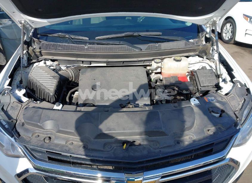 Photo 10 of 2020 Chevrolet Traverse FWD LS (VIN 1GNERFKW7LJ115555)