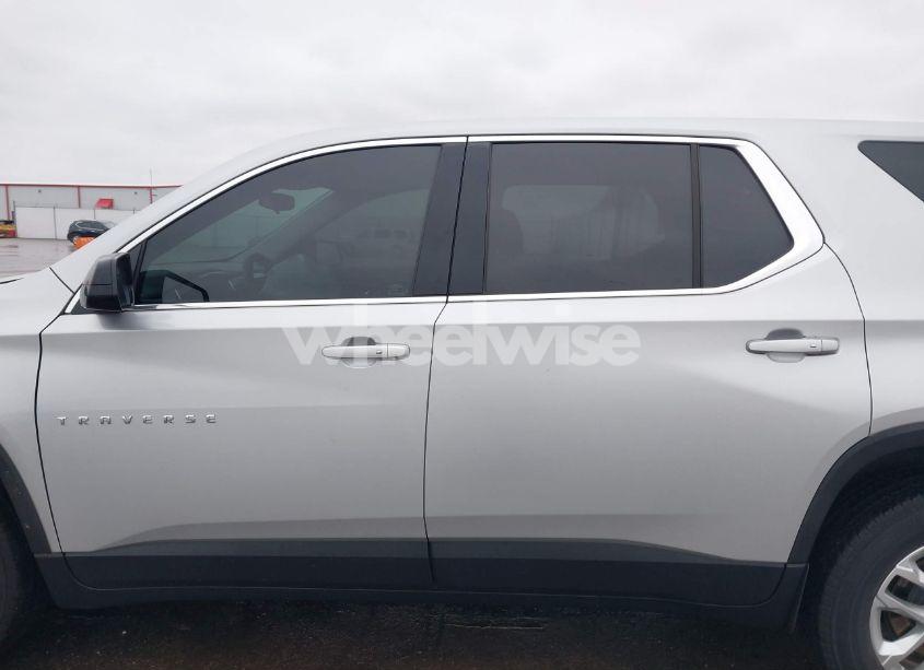 Photo 15 of 2020 Chevrolet Traverse FWD LS (VIN 1GNERFKW7LJ207622)