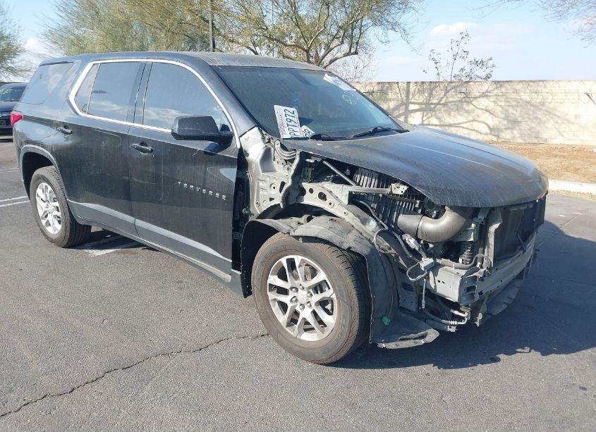 2020 Chevrolet Traverse FWD LS (VIN 1GNERFKW7LJ230432) main photo