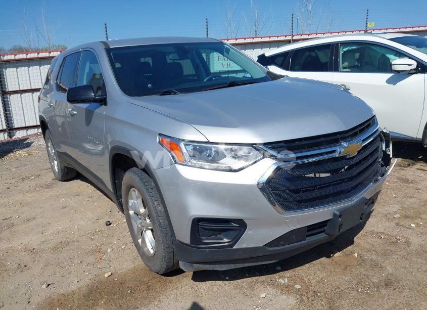 2020 Chevrolet Traverse FWD LS (VIN 1GNERFKW7LJ255721) main photo