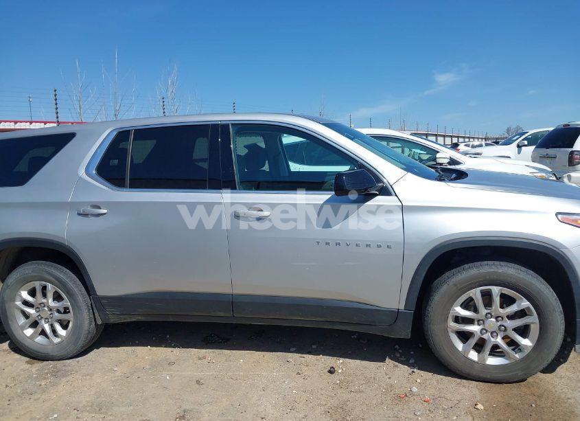 Photo 14 of 2020 Chevrolet Traverse FWD LS (VIN 1GNERFKW7LJ255721)