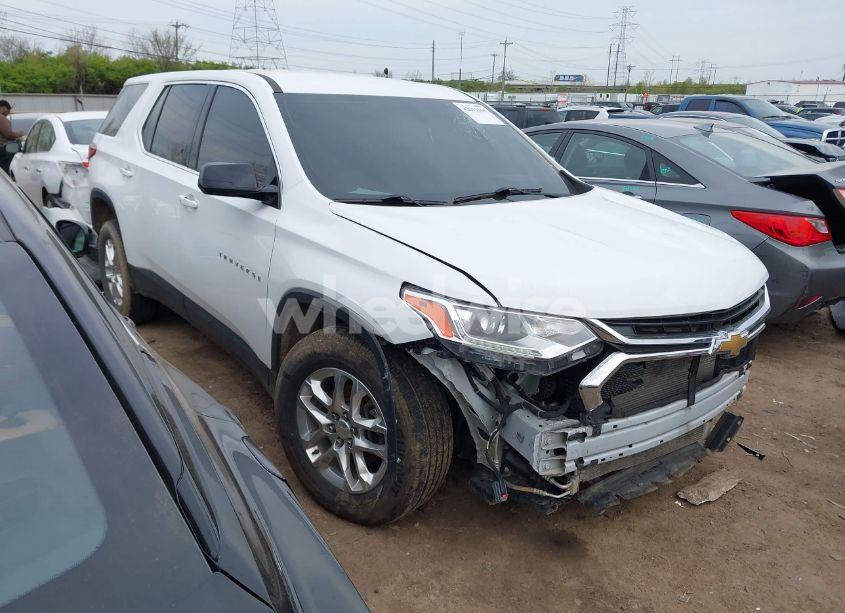 2020 Chevrolet Traverse FWD LS (VIN 1GNERFKW7LJ258845) main photo