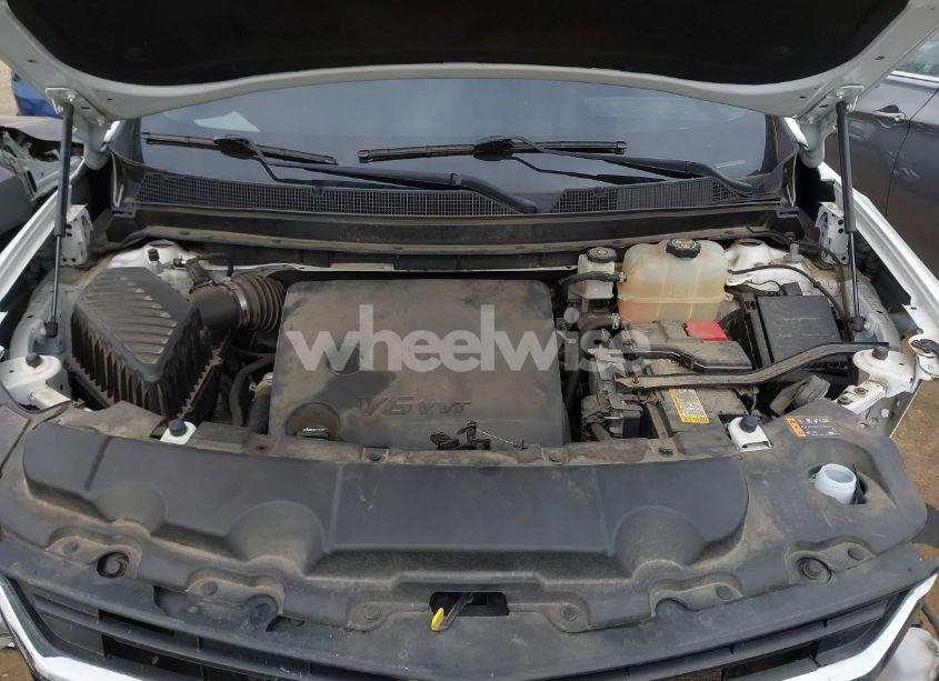 Photo 10 of 2020 Chevrolet Traverse FWD LS (VIN 1GNERFKW7LJ258845)