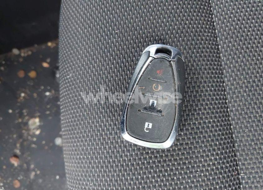 Photo 11 of 2020 Chevrolet Traverse FWD LS (VIN 1GNERFKW7LJ258845)