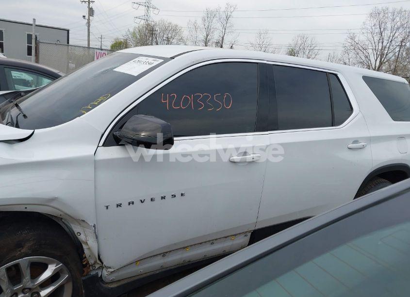 Photo 15 of 2020 Chevrolet Traverse FWD LS (VIN 1GNERFKW7LJ258845)