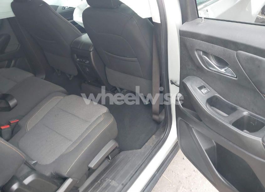 Photo 8 of 2021 Chevrolet Traverse FWD LS (VIN 1GNERFKW7MJ250827)