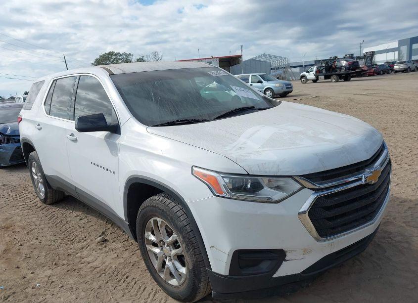 2021 Chevrolet Traverse FWD LS (VIN 1GNERFKW7MJ254599) main photo