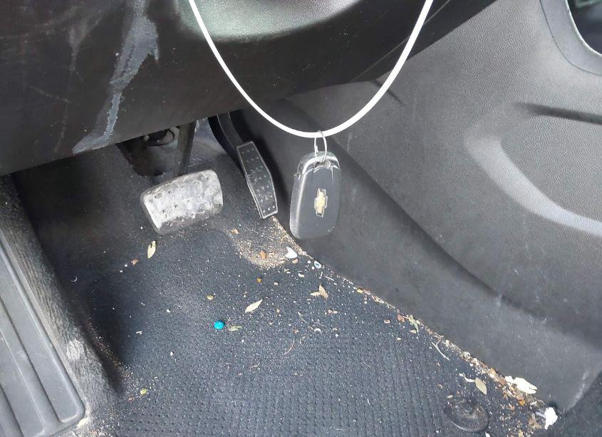 Photo 11 of 2021 Chevrolet Traverse FWD LS (VIN 1GNERFKW7MJ254599)