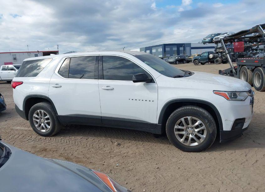 Photo 13 of 2021 Chevrolet Traverse FWD LS (VIN 1GNERFKW7MJ254599)