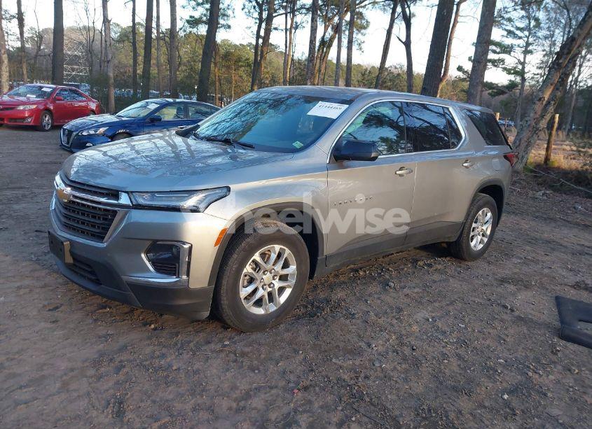 Photo 2 of 2023 Chevrolet Traverse FWD LS (VIN 1GNERFKW7PJ135438)