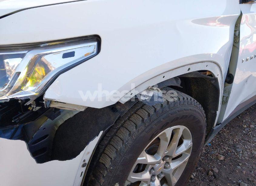 Photo 6 of 2019 Chevrolet Traverse LS (VIN 1GNERFKW8KJ238411)